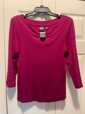 Rafaella Magenta Scoop Neck 3/4 Sleeve Top with Decorative Tab